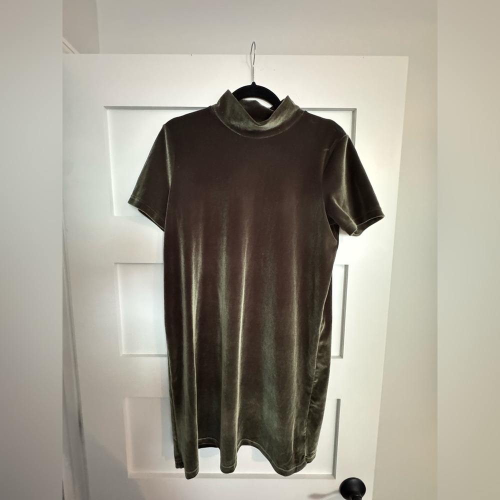 Madewell velvet dress